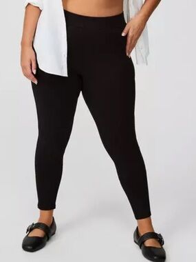 Torrid Full Length Black Leggings With Pockets